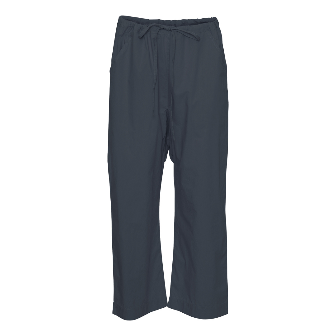 Køb Bukser Milano string Ankel | 549,00 | Findes i flere farver | Fri fragt over 149 kr. | Hurtig levering | Dag til dag levering | Frau | tidløs, klassisk, casual, økologisk bomuld, langtidsholdbar, løse bukser, bomuldsbukser, økologisk bukser, økologisk, miljøbevidst