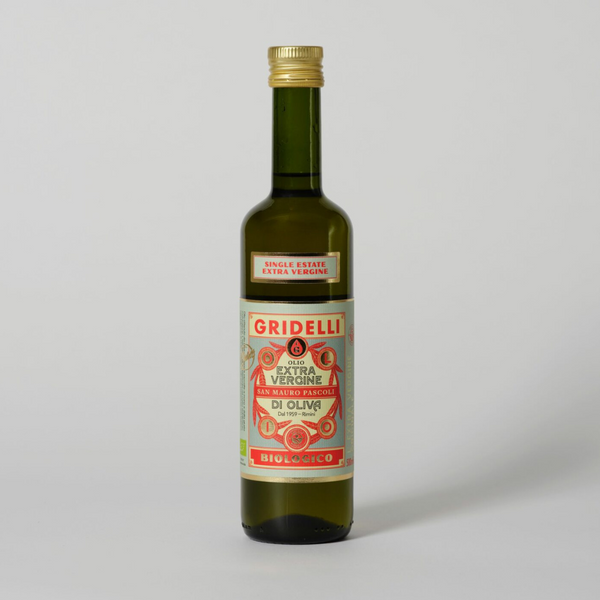 Køb Ekstra jomfru olivenolie Økologisk - SAN MAURO PASCOLI | 169,95 | Fri fragt over 149 kr. | Hurtig levering | Dag til dag levering | Gridelli | Olie, Madolie, Dekorativ flaske, Correggiolo-oliven