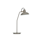Bordlampe Desk fra House Doctor er en smuk bordlampe med retrolook, med messing detaljer | Hurtig levering | Fri fragt fra 249 kr.