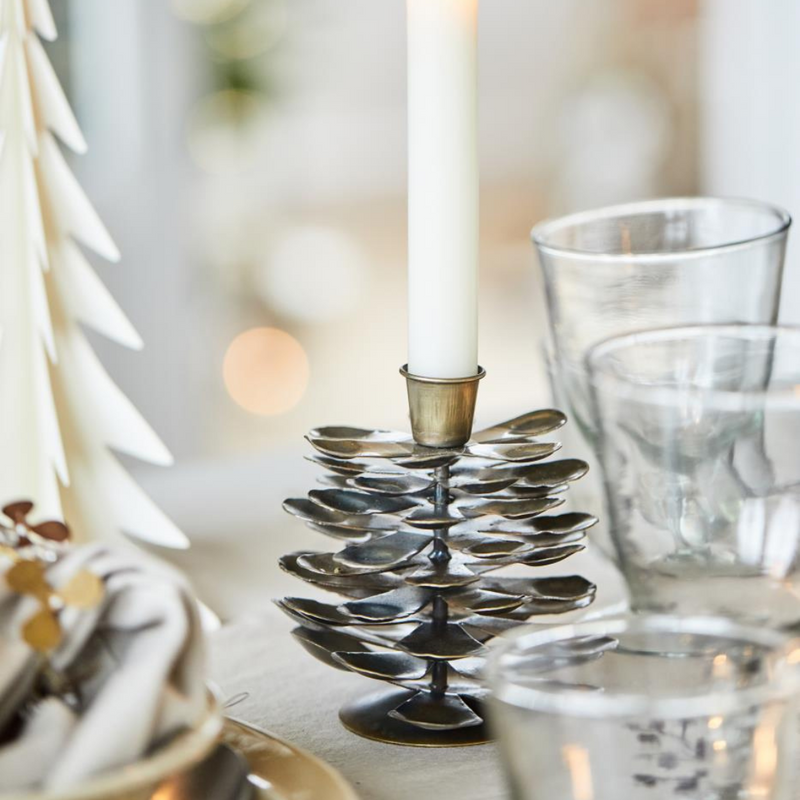 Køb Lysestage kogle | fra 79,95 | Fri fragt over 249 kr. | Hurtig levering | Dag til dag levering | Ib Laursen | Stage, Lys, Stearinlys, kalenderlys, Kalenderstage, Adventsstage, Dekoration, Juledekoration