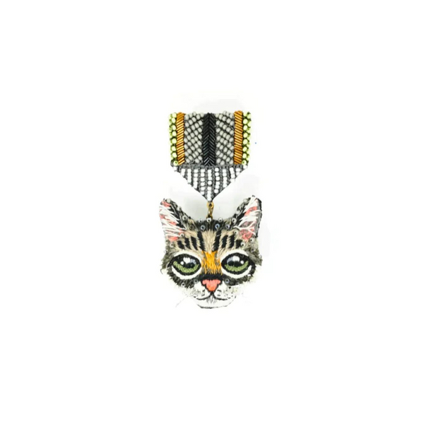 Køb Broche - Cat Honor Medal Brooch Pin | 599 | Fri fragt over 149 kr. | Hurtig levering | Dag til dag levering | TROVELORE | Vintage, Håndlavet, Hand made, Førsteklasses materialer, Godt design, Kvalitetsarbejde, Indien
