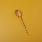 Køb Serverings Padma Teak | 149,95 | Fri fragt over 149 kr. | Hurtig levering | Dag til dag levering | be home | Træske, Teaktræ, Håndlavet, Thailand, Træ, Ske i træ, Ske til at blande