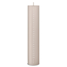 Linen grey kalenderlys i bloklysform med hvide tal 1-24 fra Ester & Erik