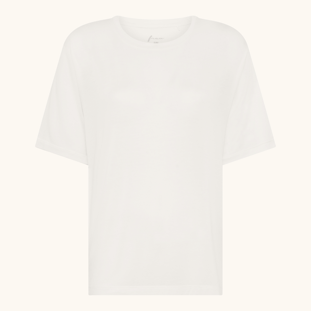 Hvid oversized t-shirt i cashmere-blanding med rund halsudskæring og korte ærmer