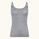 Grå singlet med tynde stropper og rund hals i modal og cashmere