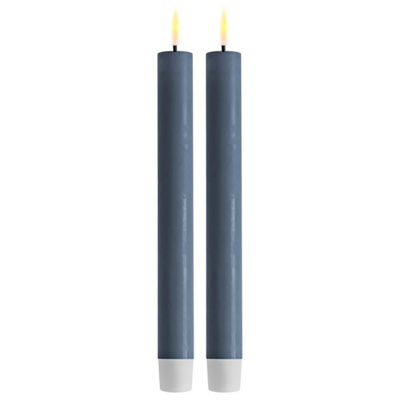 Køb Kronelys LED - sæt af 2 stk | 145,00 | Flere farver | Fri fragt over 149 kr. | Hurtig levering | Dag til dag levering | DELUXE HOMEART | LED-lys, LED-stearinlys, Stearinlys, Kunstigt lys, Batterilys, Lys med batterier, REAL FLAME™ 
