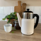 Køb PLINT Elkedel creme | Findes i flere farver | 799,95 | Fri fragt over 349,-| Dag til dag levering | Kedel, Kogekande, Retro, Vand, Vandkoger, Vandvarmer, Waterkoker, Kettle, Electrickettle, Wasserkessel, Wasserkocher, Vattenkokare, Kattila, Bouilloire, Bollitore, Vannkoker, Hervidor