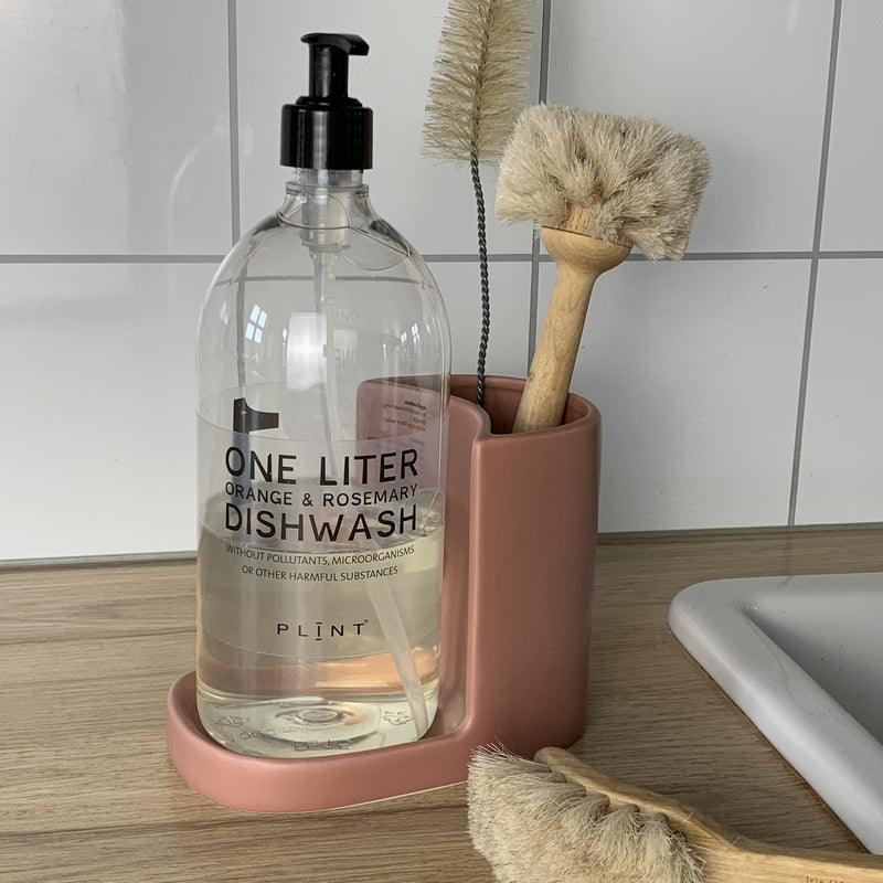 Køb PLINT sæbe og børsteholder terracotta rose | Findes i flere farver | 109,95 | Dag til dag levering | Opvask, Holder til sæbe, Holder til opvaskebørste, Holder til opvaskemiddel, Opbevaring af opvaskemiddel, Opbevaring til opvaskebørste, Opbevaringsløsning