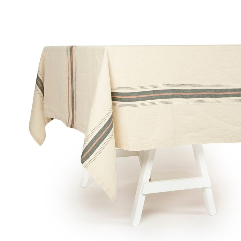 Køb Hørdug Gypsum Strib | 1.299,00 | Flere størrelser | Fri fragt over 149 kr. | Hurtig levering | Dag til dag levering | LIBECO | Dug til bordet, Borddug, Dug, Borddækning, Hør, 100% hør, Linned, Linen, Belgisk