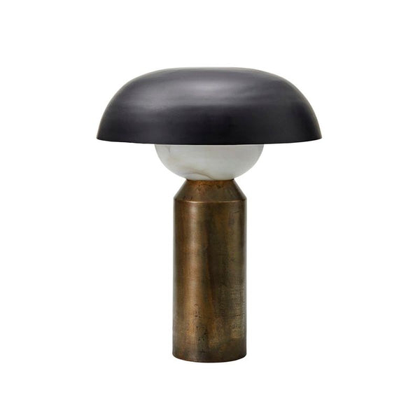Køb Bordlampe Big fellow Antik messingfinish | 2.499,00 | Fri fragt over 149 kr. | Hurtig levering | Dag til dag levering | House Doctor, Society of Lifestyle | Skrivebords lampe, Senge lampe, Hyggelig Lampe, Lampe, Lampe med skærm, Tidsløst design, Læselampe, Skulptur