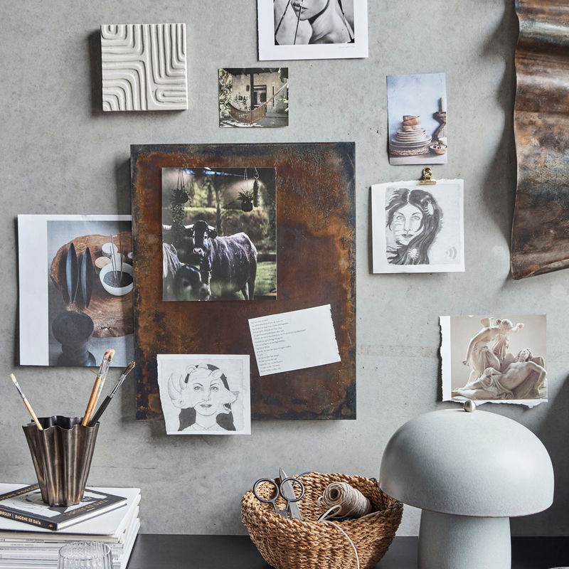 Køb Tavle Nema Antik brun | 699,00 | Fri fragt over 149 kr. | Hurtig levering | Dag til dag levering | House Doctor, Society of Lifestyle | Board, Collage, Kollage, Tavle, Plade til opsætning af breve, Kontor, Oversigt, Hold orden
