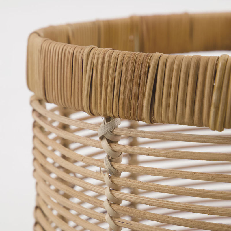 Køb Kurv Live Natural - sæt af 2 stk | 999,00 | Fri fragt over 149 kr. | Flere farver | Hurtig levering | Dag til dag levering | House Doctor, Society of Lifestyle | Opbevaring, Opbevaringskurv, Skjuler, Urtepotteskjuler, Urtepotte, Tidsskriftholder, Aviskurv, Fletkurv, Vasketøjskurv, Tøjkurv, Tæppekurv, Kurv til tæpper