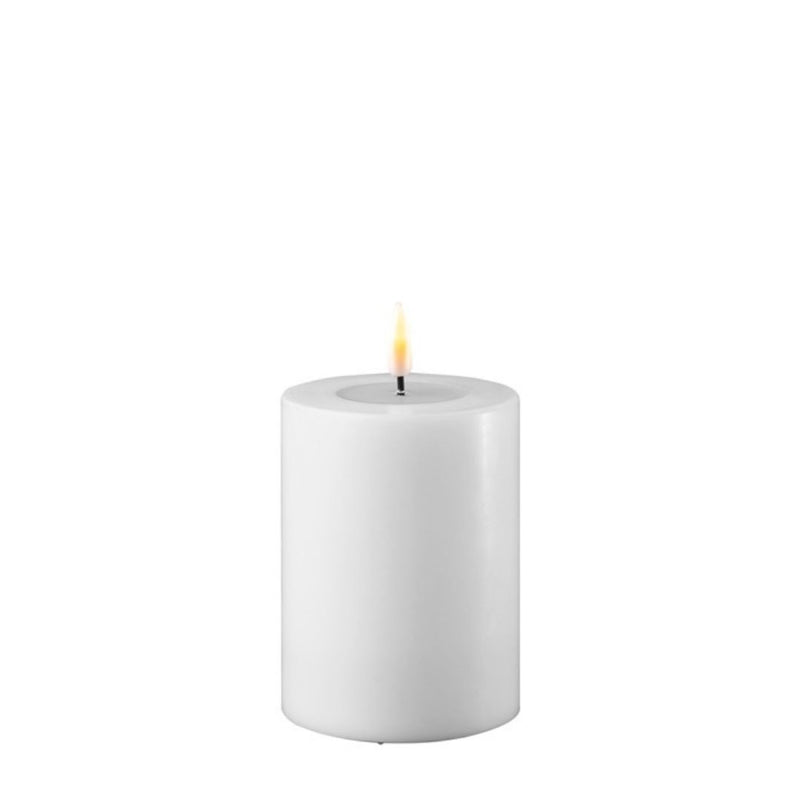 Køb Bloklys Hvid LED | fra 99,95 | Flere størrelser | Fri fragt over 149 kr. | Hurtig levering | Dag til dag levering | DELUXE HOMEART | LED-lys, LED-bloklys, Bloklys, Kunstigt lys, Batterilys, Lys med batterier, REAL FLAME™ 