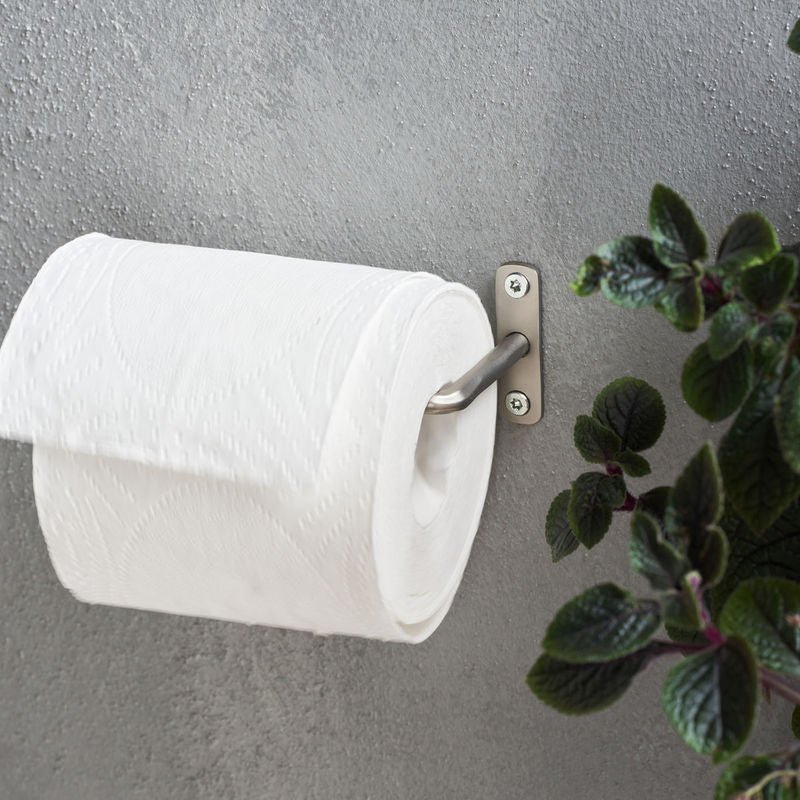 Køb Toiletpapirholder Welo Børstet sølvfinish | 89,95 | House Doctor, Society of Lifestyle | Metal, Til badeværelse, til toilettet, Wc, Wc-papir, Papir, Toiletrulle, Toiletrulleholder