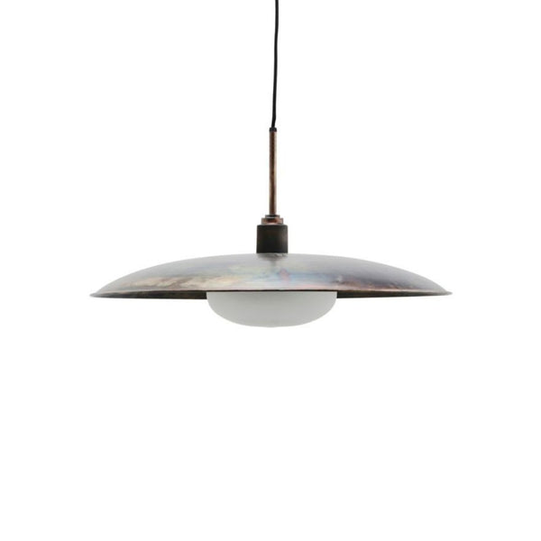 Køb Lampe Boston Antik brun | 2.299,00 | Fri fragt over 149 kr. | Hurtig levering | Dag til dag levering | House Doctor, Society of Lifestyle | Pendel, loftlampe, Køkkenlampe, spisebordslampe, Tidsløst design, Hængelampe, Metal skærm