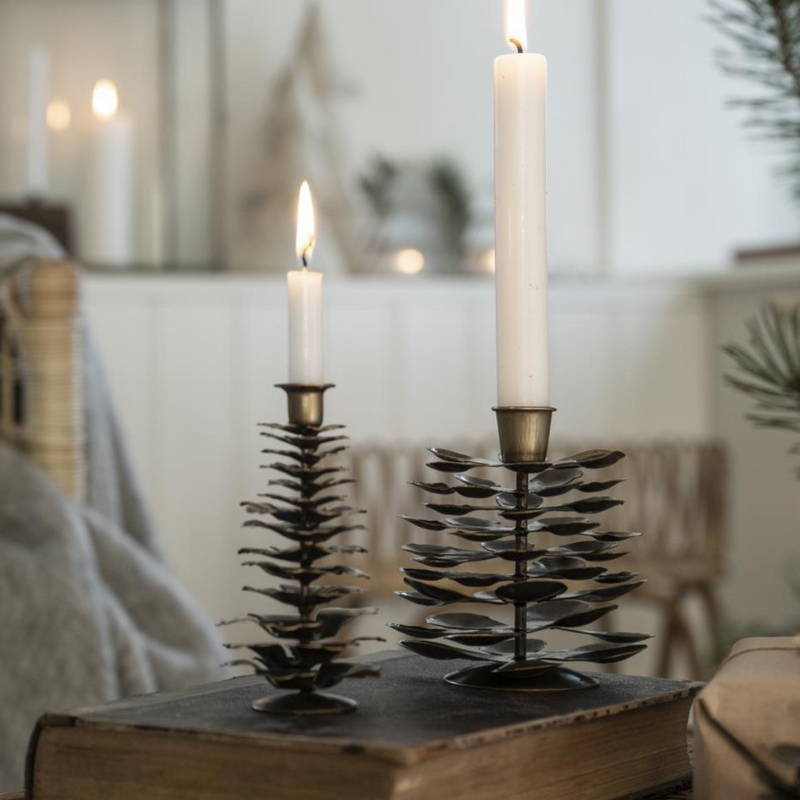 Køb Stage kogle Antik messing | fra 55,00 | Fri fragt over 149 kr. | Hurtig levering | Dag til dag levering | Ib Laursen | Stage, Lys, Stearinlys, kalenderlys, Kalenderstage, Adventsstage, Dekoration, Juledekoration