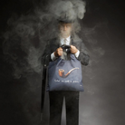 Køb Indkøbspose René Magritte The Treachery 1935 | 85,00 | Fri fragt over 149 kr. | Hurtig levering | Dag til dag levering | Loqi | Håndtaske, Træningstaske, Totetaske, Indkøbstaske, Tote bag, Undgå plastposer, Undgå engangsposer, Stofnet, Genbrugsmulepose, Pose, Net, Indkøbsnet