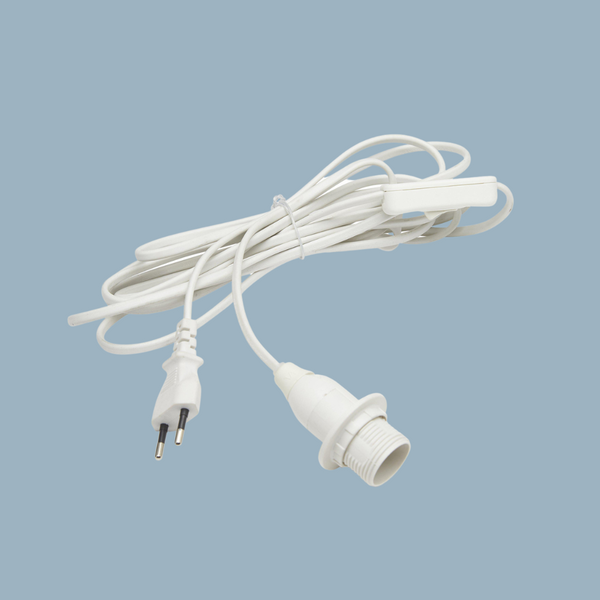 Køb Hvid ledning med afbryder 4 meter E14 | 79,95 | Fri fragt over 149 kr. | Hurtig levering | Dag til dag levering | PR Home | Lyskilde, Lys