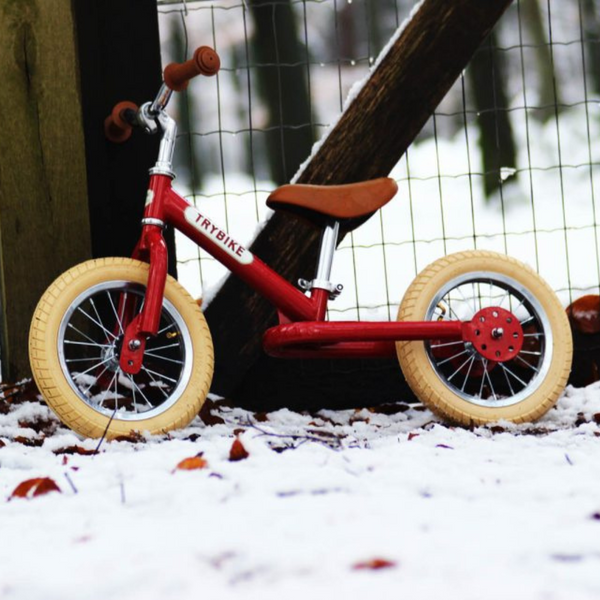 Køb Balancecykel to hjul Vintage Rød | Fri fragt over 149 kr. | Hurtig levering | Dag til dag levering | Trybike | Løbecykel, Begyndercykel, Børnecykel, Cykel uden pedaler, Tohjulet løbecykel