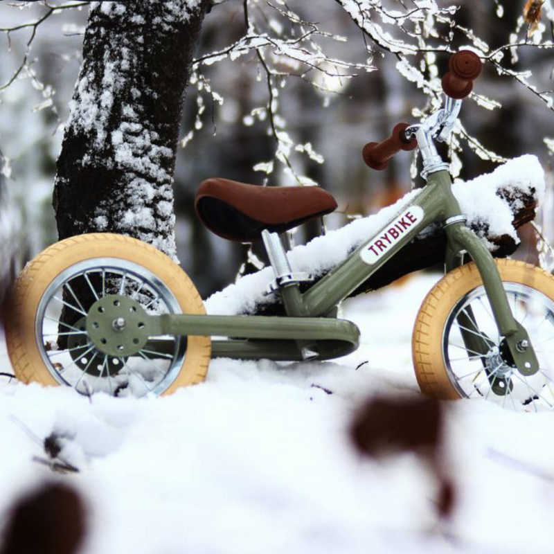 Køb Balancecykel to hjul Vintage Grøn | Fri fragt over 149 kr. | Hurtig levering | Dag til dag levering | Trybike | Løbecykel, Begyndercykel, Børnecykel, Cykel uden pedaler, Tohjulet løbecykel